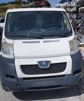 PEUGEOT BOXER (330/333) FURGÓN ACRISTALADO BAT.3000MM