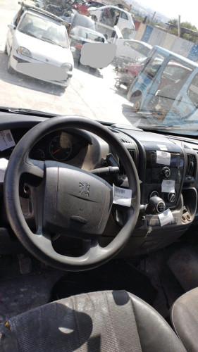 PEUGEOT BOXER (330/333) FURGÓN ACRISTALADO BAT.3000MM — автомобиль-донор на запчасти 