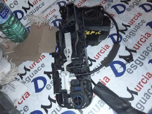 CERRADURA PUERTA DELANTERA DERECHA 