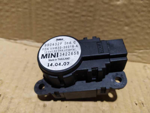  MOTOR APERTURA TRAMPILLAS CLIMATIZADOR 