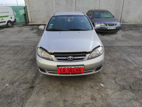 DAEWOO LACETTI — vehículo donante para recambios 