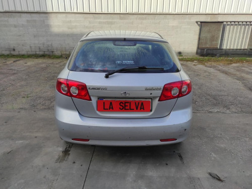 DAEWOO LACETTI — vehículo donante para recambios 
