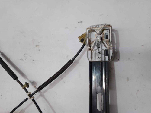 ELEVALUNAS DELANTERO IZQUIERDO SEAT LEON (5F1) 