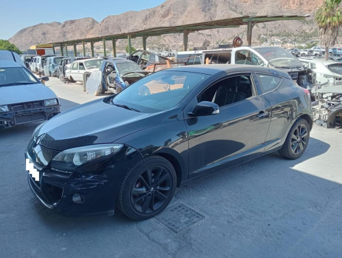 RENAULT MEGANE III COUPE — vehículo donante para recambios 
