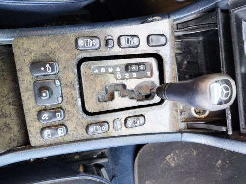 MANDO ELEVALUNAS DELANTERO IZQUIERDO Mercedes-Benz CLASE E (BM 210) BERLINA 