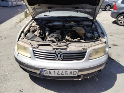 VOLKSWAGEN PASSAT BERLINA (3B2)