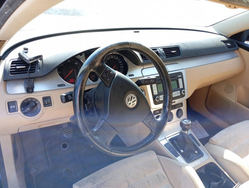  VOLKSWAGEN PASSAT BERLINA (3C2) 