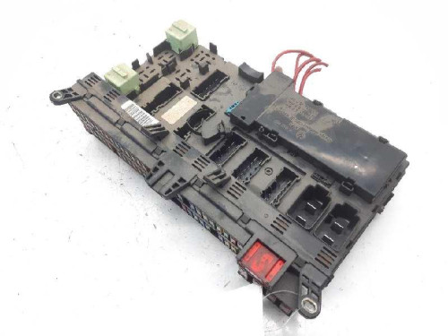 CAJA RELES / FUSIBLES BMW SERIE X5 (E53) 
