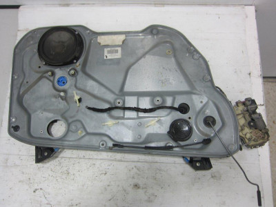 ELEVALUNAS DELANTERO IZQUIERDO