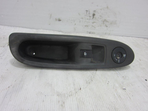  MANDO ELEVALUNAS DELANTERO DERECHO RENAULT CLIO II FASE I (B/CB0) 