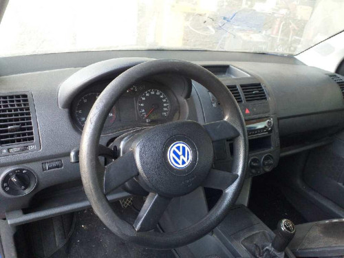  VOLKSWAGEN POLO IV (9N1) 