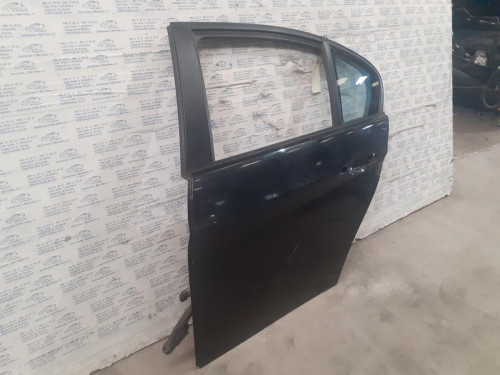  PUERTA TRASERA IZQUIERDA 