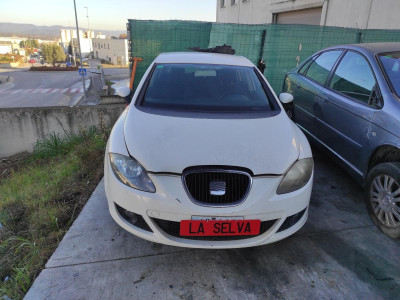 SEAT LEON (1P1)