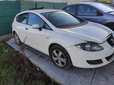 SEAT LEON (1P1)