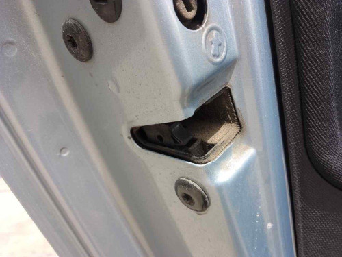 CERRADURA PUERTA TRASERA IZQUIERDA Skoda FABIA COMBI (5J5) 