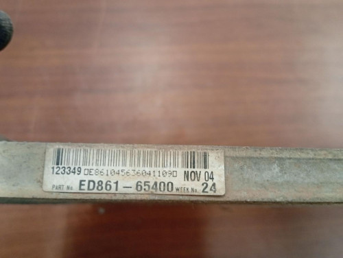CONDENSADOR / RADIADOR AIRE ACONDICIONADO LAND ROVER DISCOVERY 