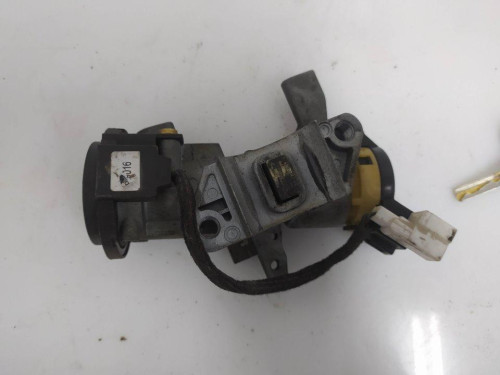 CONMUTADOR DE ARRANQUE MITSUBISHI CARISMA BERLINA 5 (DA0) 
