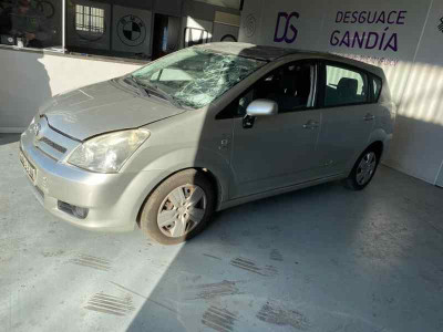 TOYOTA COROLLA VERSO (R1)