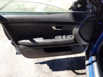 AUDI A4 BERLINA (8E)