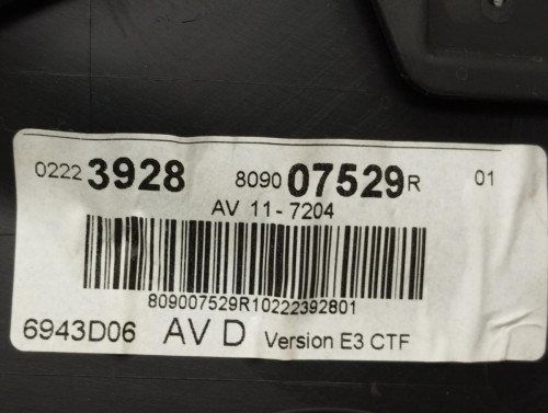 GUARNECIDO PUERTA DELANTERA DERECHA RENAULT CLIO IV 