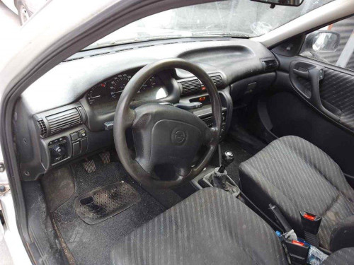 OPEL ASTRA F BERLINA — автомобиль-донор на запчасти 