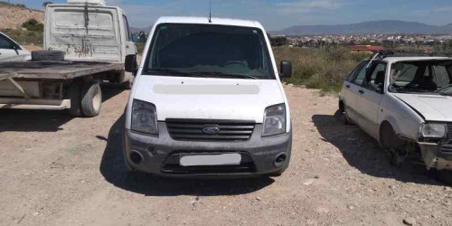 FORD TRANSIT CONNECT (TC7) — vehículo donante para recambios 