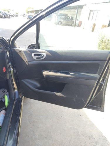 GUARNECIDO PUERTA DELANTERA DERECHA Peugeot 307 Break/ SW (S2)(06.2005->) Peugeot 307 Break/ SW (S2)(06.2005->) 