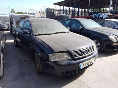 AUDI A6 BERLINA (4B2)