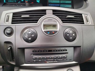 RENAULT SCENIC II (JM)