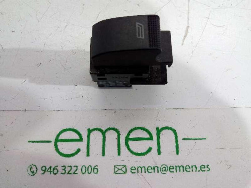  MANDO ELEVALUNAS DELANTERO DERECHO AUDI A3 (8L) 