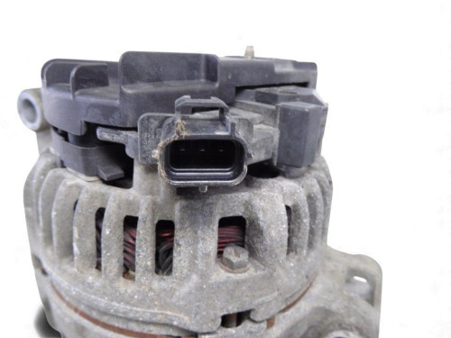 ALTERNADOR de segunda mano