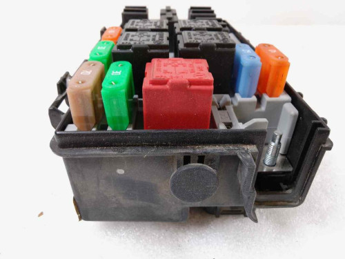  CAJA RELES / FUSIBLES OPEL CORSA D 