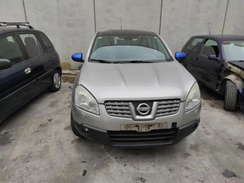 NISSAN QASHQAI (J10) — vehículo donante para recambios 