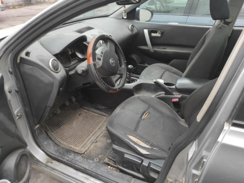 NISSAN QASHQAI (J10) — vehículo donante para recambios 