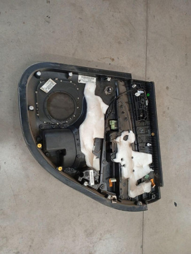 GUARNECIDO PUERTA TRASERA IZQUIERDA JEEP GRAND CHEROKEE (WK) 