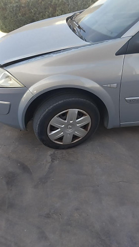 ALETA DELANTERA IZQUIERDA Renault Megane II Berlina 3P (10.2002->) Renault Megane II Berlina 3P (10.2002->) 