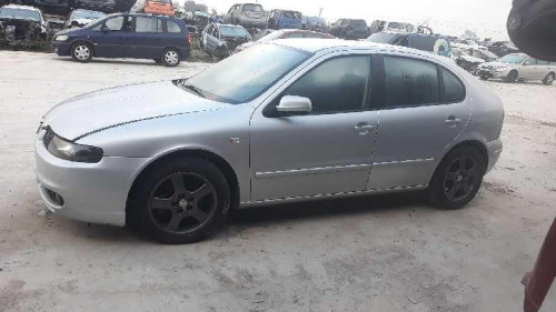  SEAT LEON (1M1) 