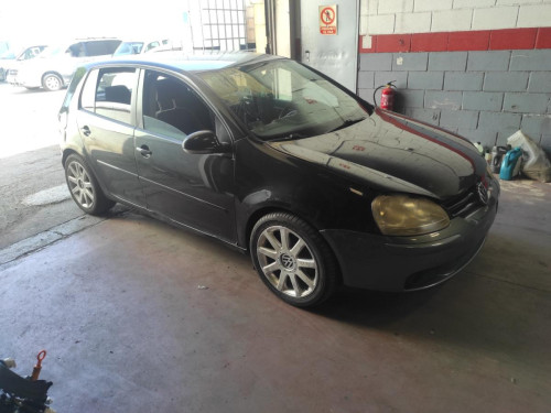 VOLKSWAGEN GOLF V (1K1)(10.2003) — vehículo donante para recambios 