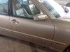  MERCEDES-BENZ CLASE E (BM 210) BERLINA 