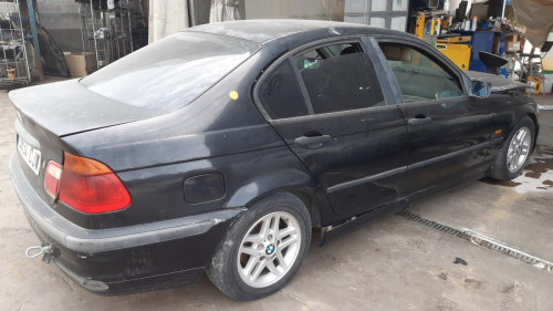  BMW SERIE 3 BERLINA (E46) 