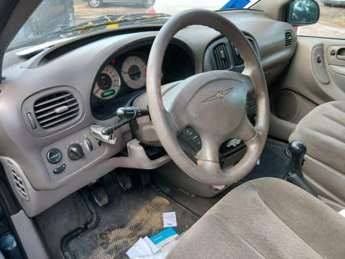 CHRYSLER VOYAGER (RG) — vehículo donante para recambios 