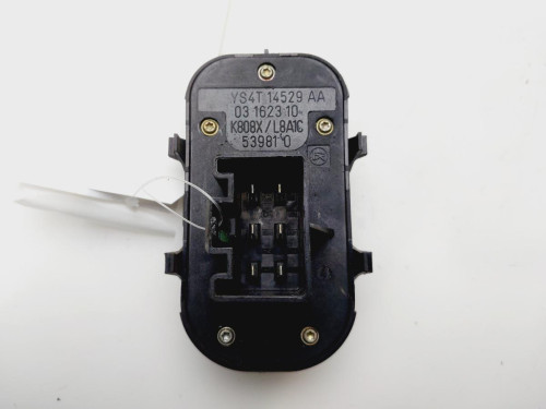 MANDO ELEVALUNAS DELANTERO IZQUIERDO Ford FOCUS BERLINA (CAK) 