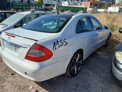 MERCEDES-BENZ CLASE E (BM 211) BERLINA
