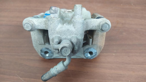 PINZA DE FRENO TRASERA DERECHA Honda CR-V (RD8) 