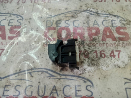  MANDO ELEVALUNAS TRASERO DERECHO TOYOTA LAND CRUISER (J9) 