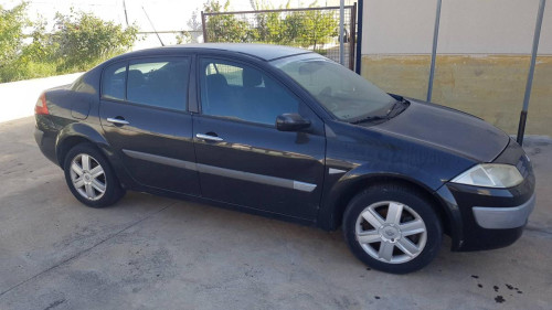  Renault Megane II Classic Berlina (2003->) SIN IDENTIFICAR 