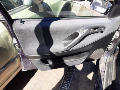  VOLKSWAGEN PASSAT BERLINA (3A2) 