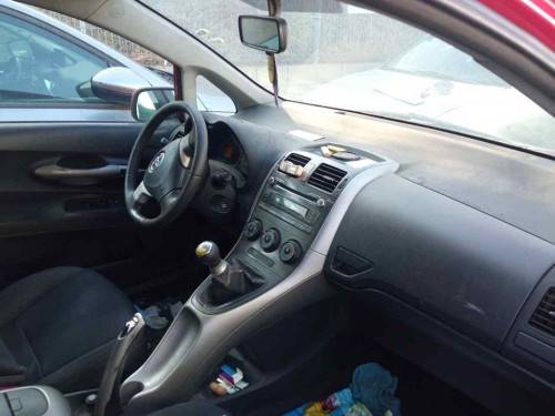 TOYOTA AURIS (E15) de segunda mano