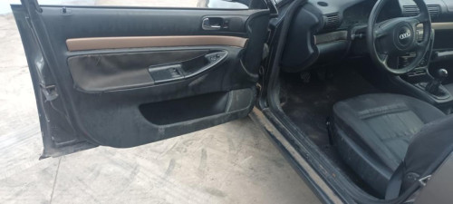  AUDI A4 BERLINA (B5) 