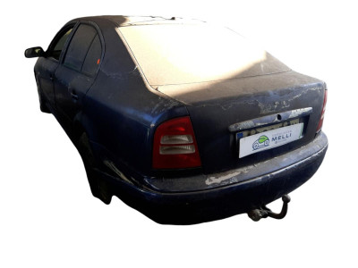 SKODA OCTAVIA BERLINA (1U2)